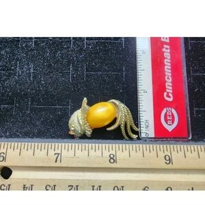 Vintage Jelly Belly Yellow Orange Fish Stone Brooch Pin Used Ready2Wear